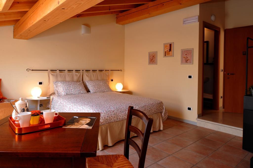 Agriturismo Al Barco ซอมมาคัมปาญา ภายนอก รูปภาพ